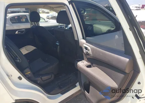 2017 Nissan Pathfinder Sv z USA, uszkodzony, nr VIN 5N1DR2MM0HC667558